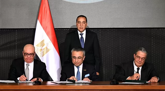 مدينة ذكية على مجرى النيل.. هل يحتمل العطشُ المصري؟