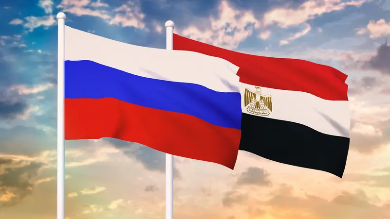 عبر مصر.. موسكو تستعيد موطئ قدم في ممرات البحر الأحمر